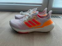 Adidas Ultraboost Laufschuhe Niedersachsen - Horneburg Vorschau