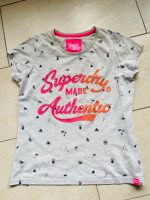 Schönes T-Shirt in Gr. M hellgrau von Superdry Aachen - Aachen-Mitte Vorschau