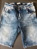 2 ZHRILL Jeansshorts in 26 Nordrhein-Westfalen - Mechernich Vorschau