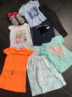 Mädchen Sneaker T-Shirts Kleid Gr. 116/ 122/128 31 Adidas H&M Nordrhein-Westfalen - Inden Vorschau
