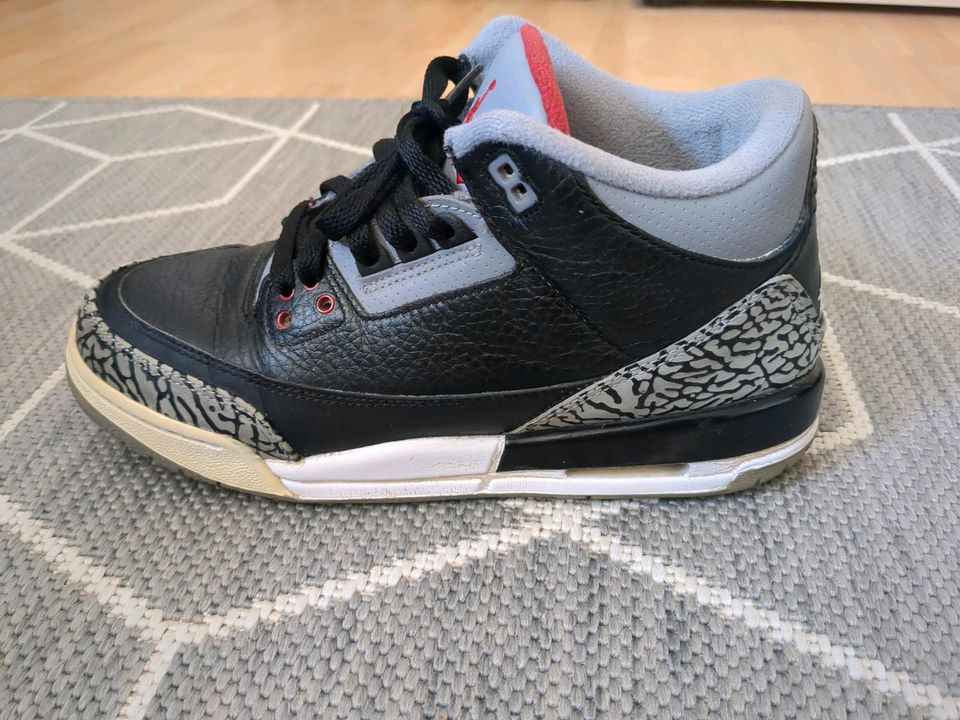 Air Jordan 3 Retro in Erlangen