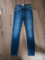 ONLY Jeans Gr XS Länge 32 / neuwertig Schleswig-Holstein - Schönkirchen Vorschau