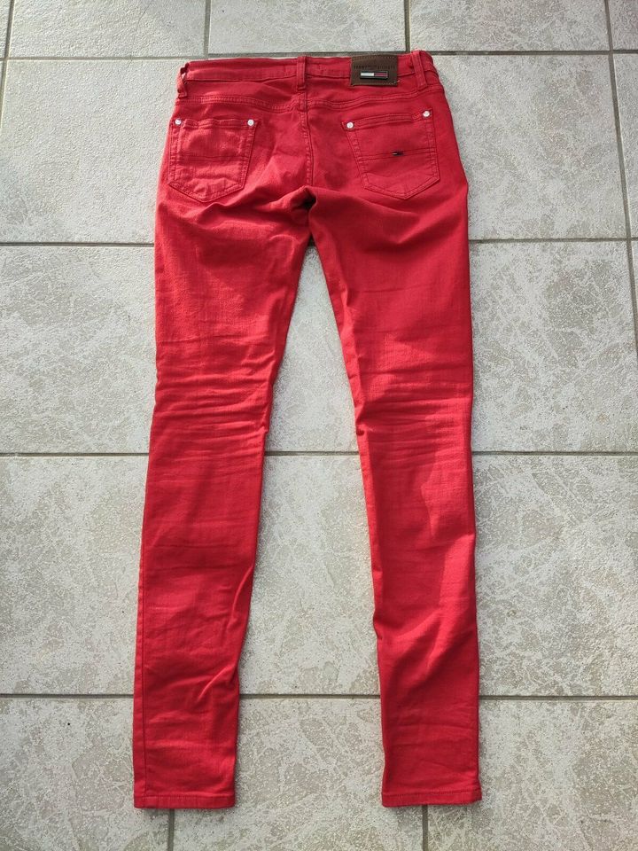 Tommy Hilfiger Damen Hose rot Gr. 33 Damenhose in Hamburg