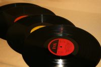 30 x Vinyl Schallplatte Upcycling Basteln DIY Deko 32 cm Hamburg - Harburg Vorschau