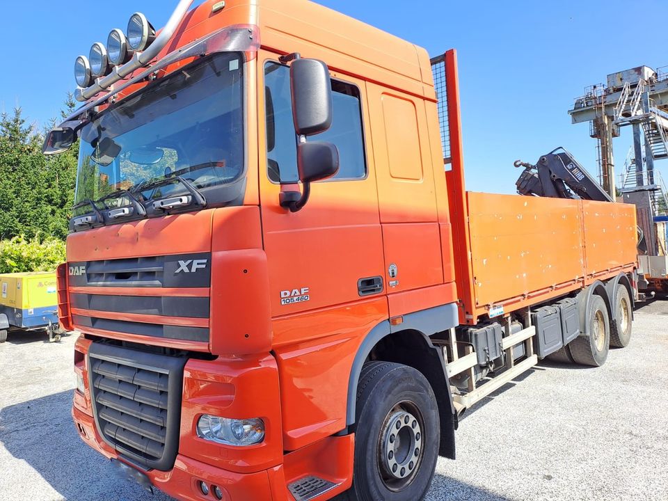 LKW mit Ladekran und Anhänger in Bleicherode