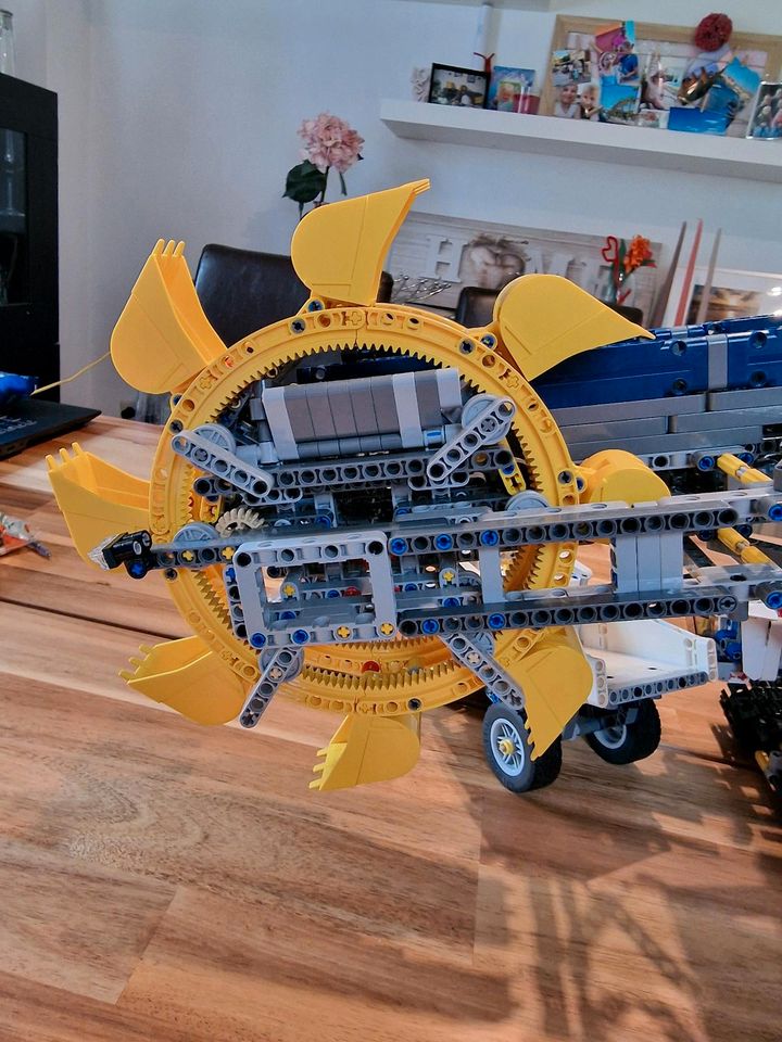 Lego technic Schaufelradbagger 42055 in Lage