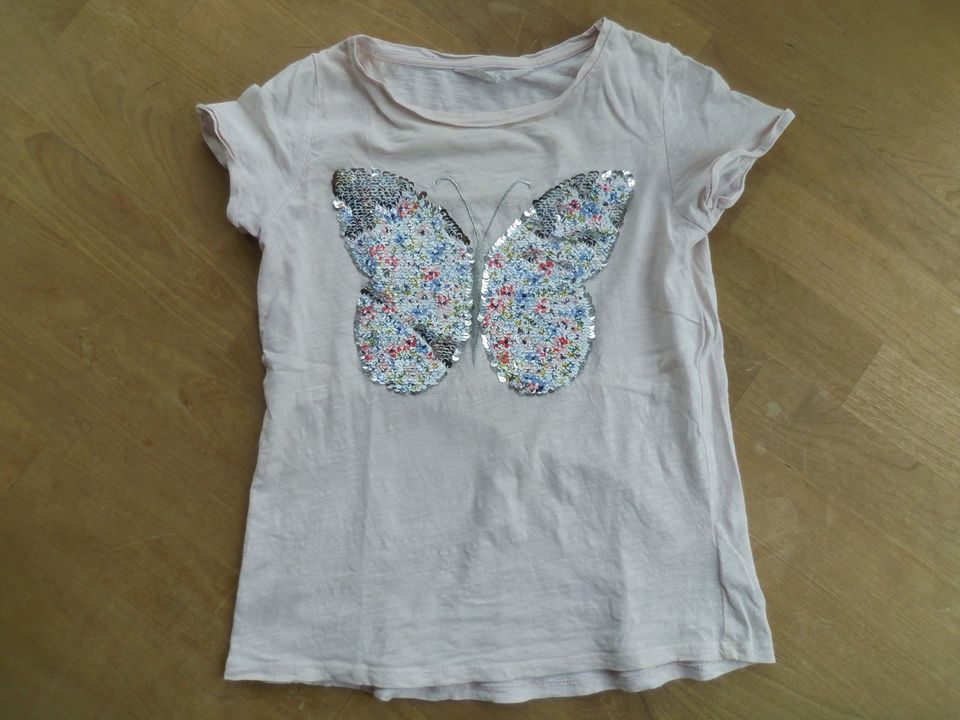 H&M T-Shirt Gr. 134/140 8-10Y Wendepailletten Schmetterling rosa in Plankstadt