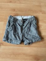 Kurze Hose/ Shorts, Größe 80, grau Niedersachsen - Gnarrenburg Vorschau