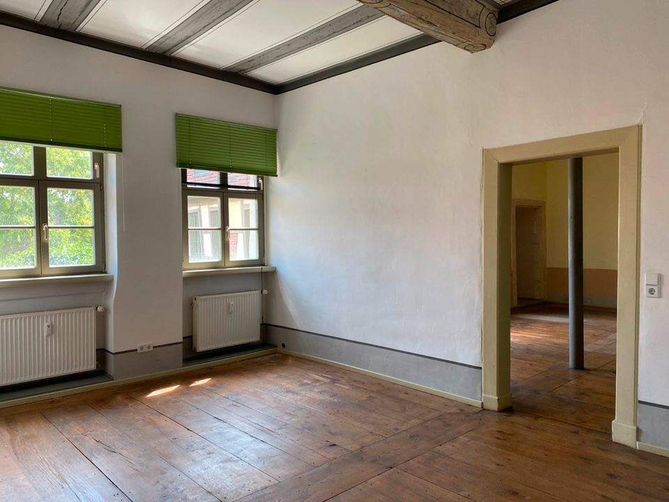 Repräsentative Gewerbeeinheit: 140 m² in charmanten Altbau in Naumburg (Saale)