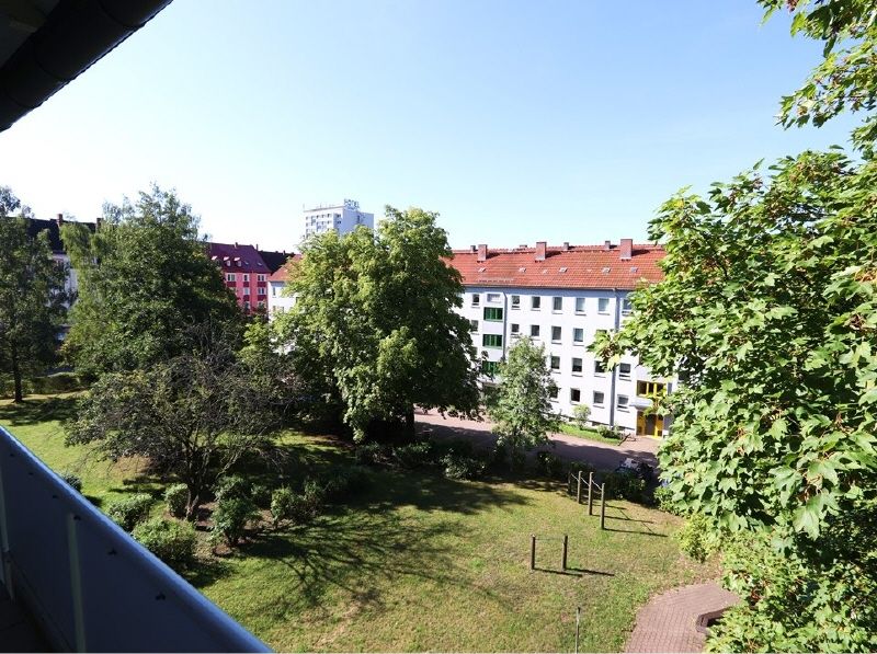 Kapitalanlage oder Eigennutz: Vermietete 3-Raum mit Balkon im Chemnitzer Zentrum in Chemnitz