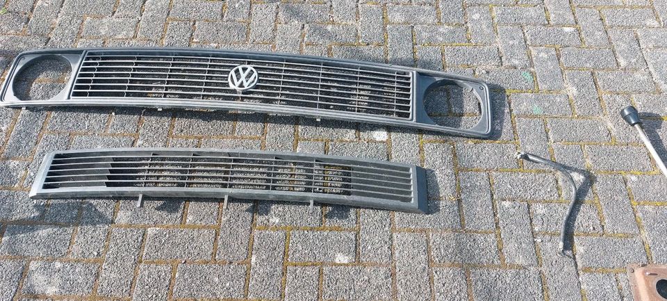 VwT3 Frontgrill in Wadern