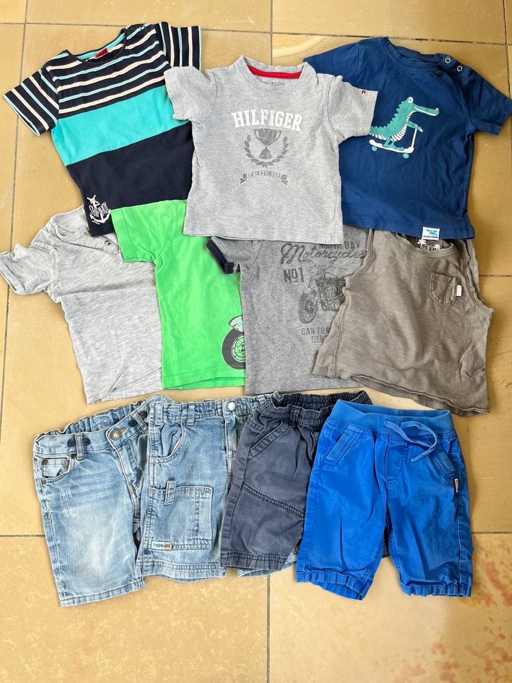 Kleiderpaket, Junge, Sommer, T-Shirts + kurze Hosen, 80/86 in Bad Neustadt a.d. Saale