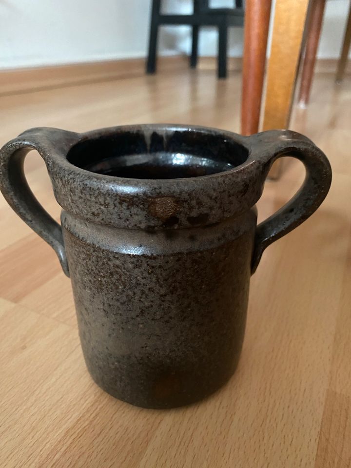 Kleine Vintage Vase in Leipzig