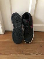 NIKE❗️Sneaker Low Gr. 42 schwarz violett ❗️wie NEU NP. 109€ Wandsbek - Hamburg Volksdorf Vorschau