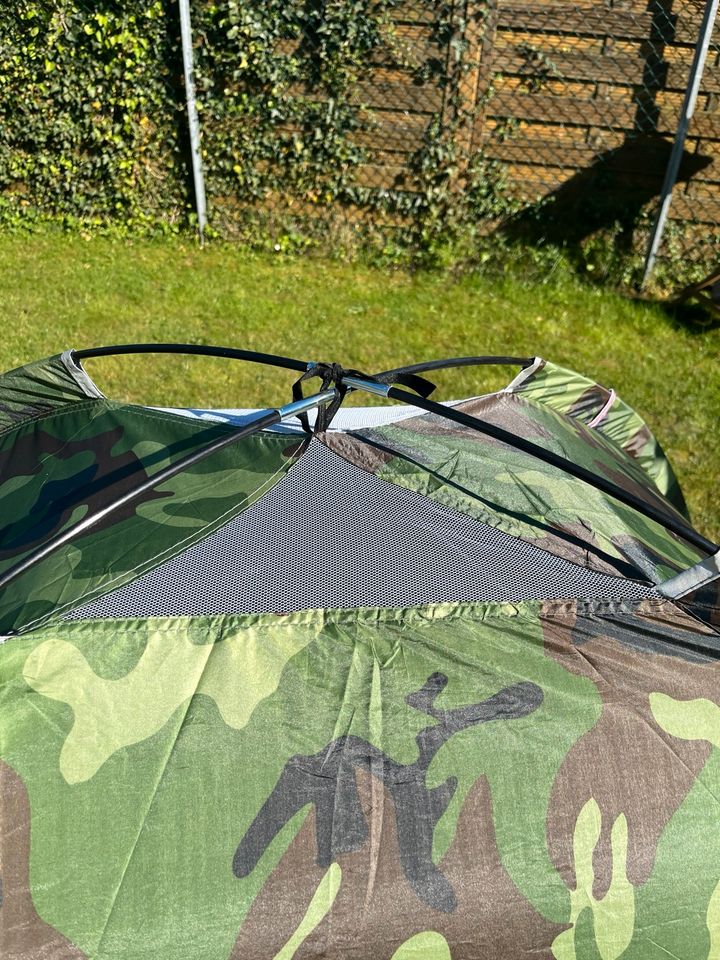 NEU Campingzelt Zelt Wurfzelt wasserdicht Camouflage Trekking in Soltau