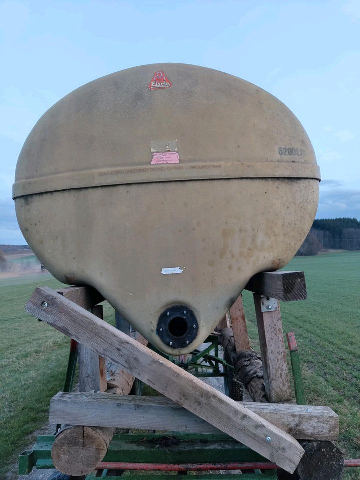 Wasser Fass, Regen Auffangbehälter, Zisterne in Haldenwang