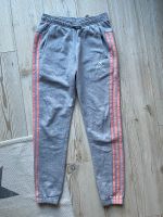 ❤️Adidas Jogginghose Gr. 152 TOP❤️ Nordrhein-Westfalen - Mülheim (Ruhr) Vorschau