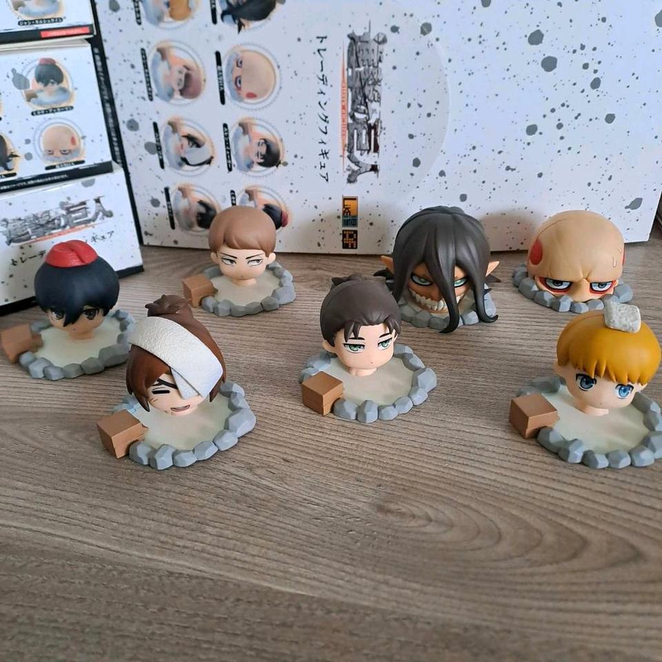 Attack on the Figuren acryl Aufsteller hanji levi erwin eren in Haselünne