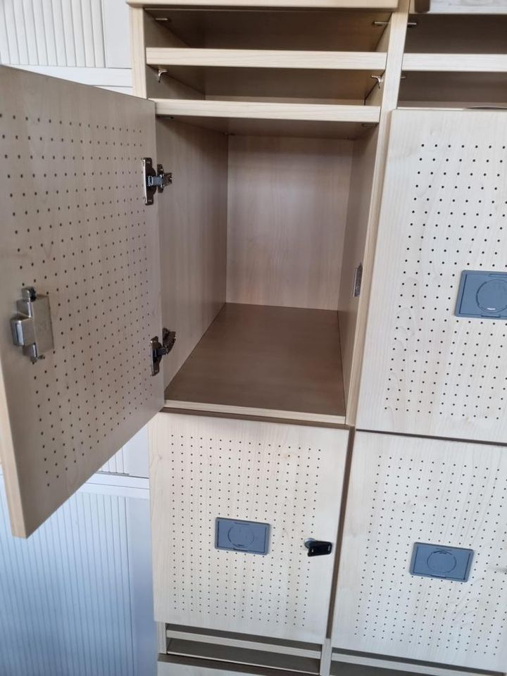 20 x Spindschrank / Fächerschrank / Schließfach / Mitarbeiterfach in Darmstadt