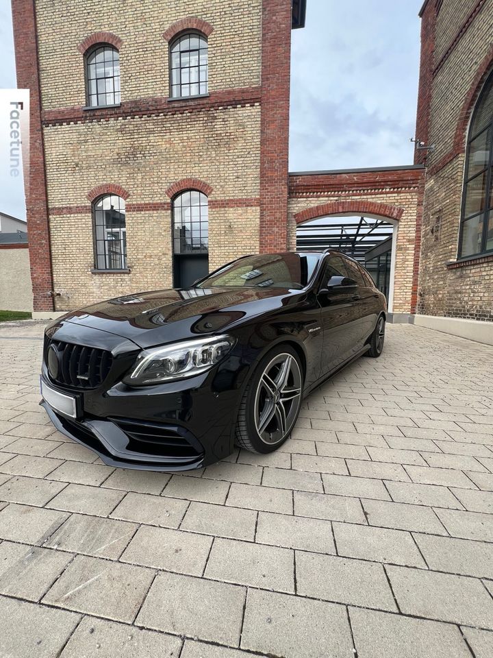 AMG C63 Mercedes PAGA Navi Pano Carplay S205 in Kempten