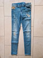 Neu! Kaporal Jeans mit Pailetten, Größe W26/L32 Sachsen - Frohburg Vorschau