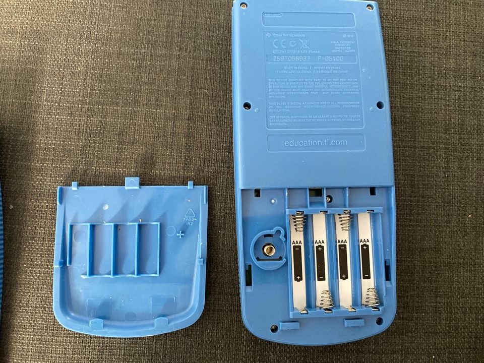 Grafischer Taschenrechner Texas Instruments TI-82 STATS in Köln