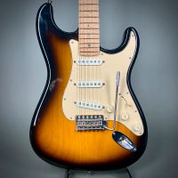 Fender / Warmoth 54 Stratocaster mit USA Parts Gurt Koffer Case Nordrhein-Westfalen - Herne Vorschau