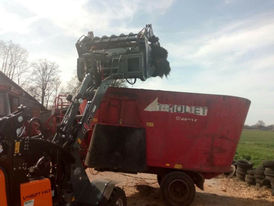 HOCHKIPP GREIFSCHAUFEL 2.40m / LIEBHER Aufnahme -Original AGROMET in Celle