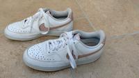 Nike Sneaker Größe 36 Niedersachsen - Gieboldehausen Vorschau