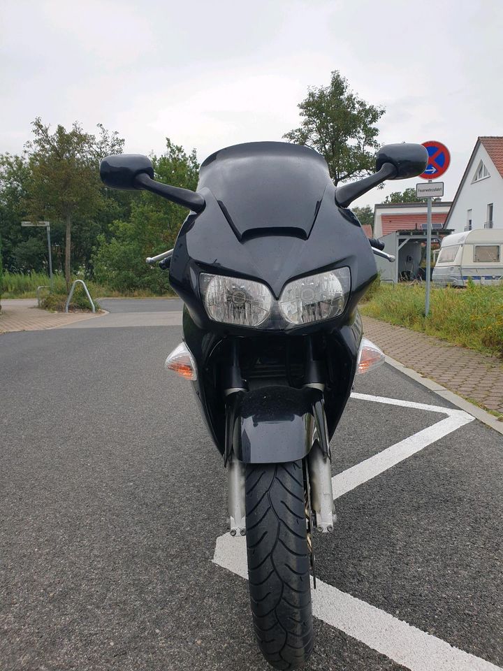 Honda VFR 800 in Neumarkt i.d.OPf.