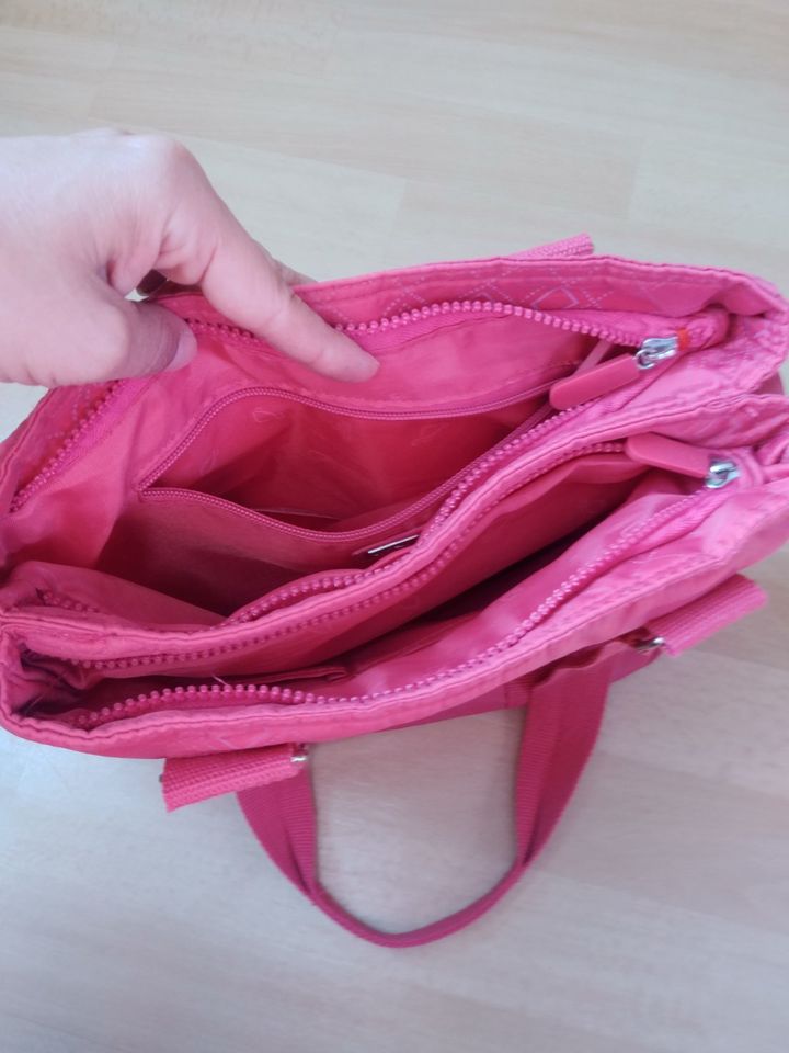 Damen tolle Handtasche Carpisa 30x11x29 pink in Rostock