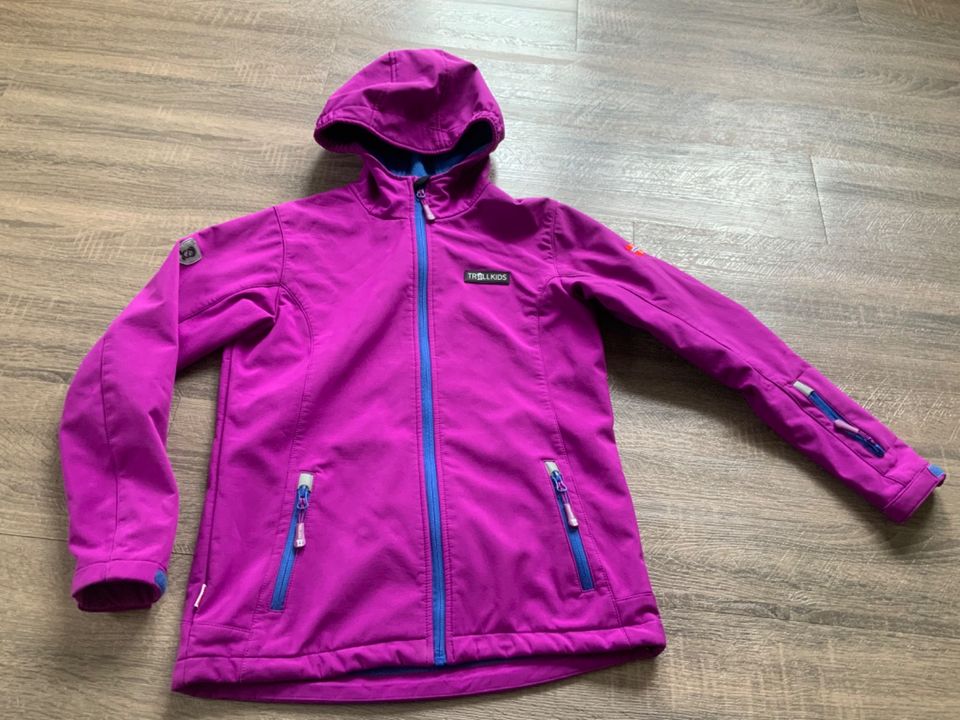 Trollkids Softshelljacke Gr. 164 in Geyer