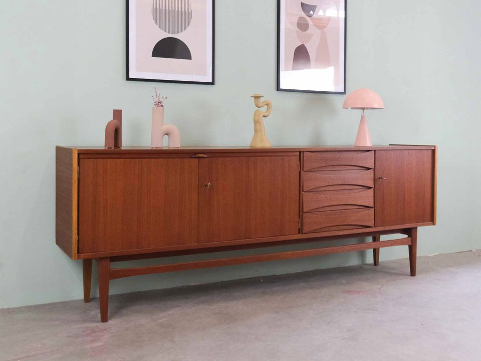 Vintage teak Sideboard dänisch 50er 60er 70er MidCentury in Gießen