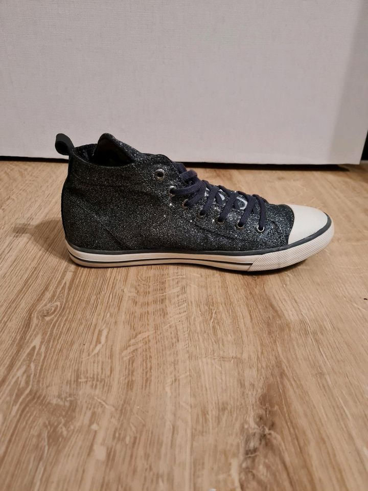 Sneaker von Guess, Glitzer, blau, Gr. 39, neuwertig in Erkelenz