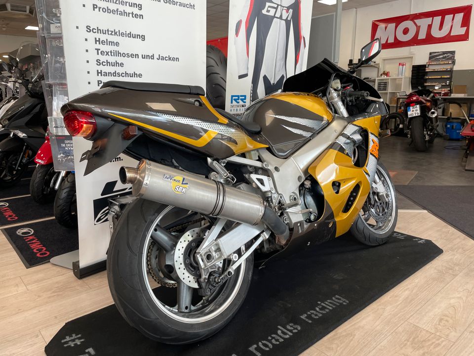 SUZUKI GSX-R 750, TÜV + INSPEKTION NEU in Gescher