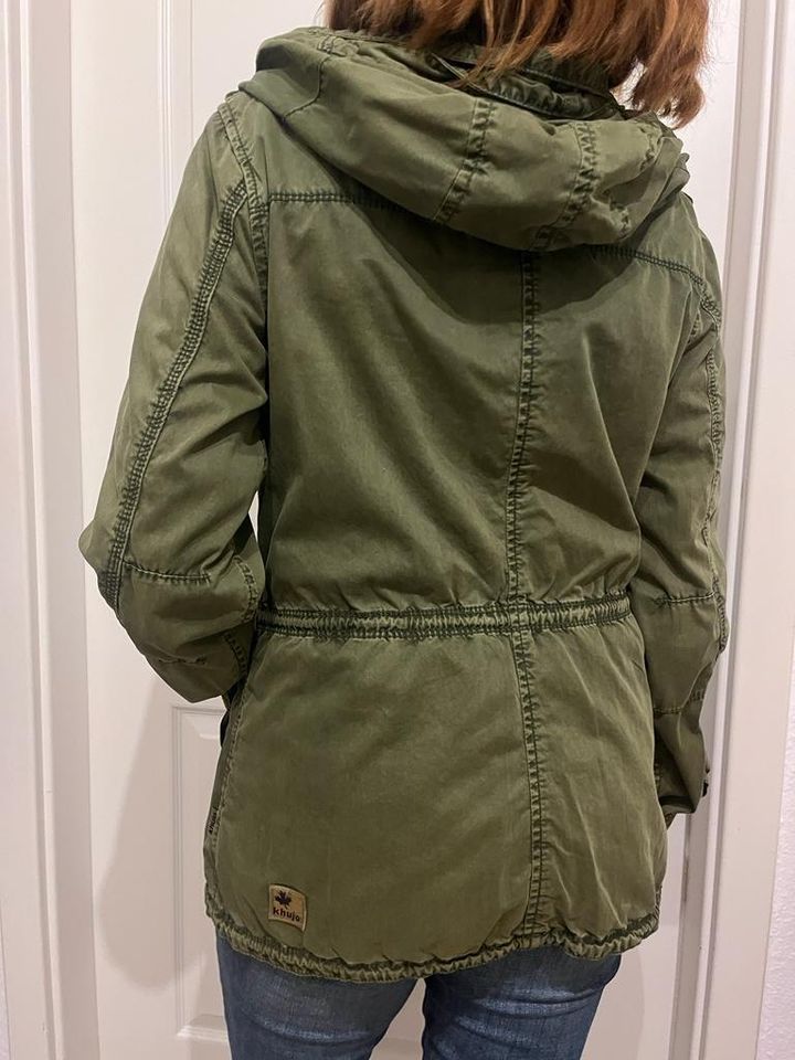 Damen Jacken, Parka, Übergangsjacke je 15€ in Güterglück