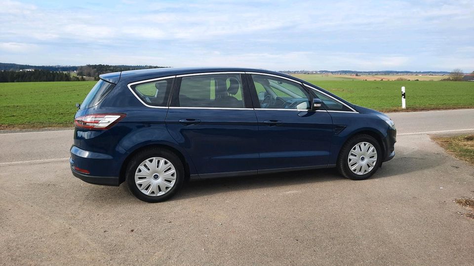 Ford S Max Titanium. ATM 166.850KM in Alfdorf