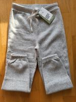 Joggers Joggerhose Sweathose Grau H&M Gr 128 Neu Schleswig-Holstein - Ahrensburg Vorschau