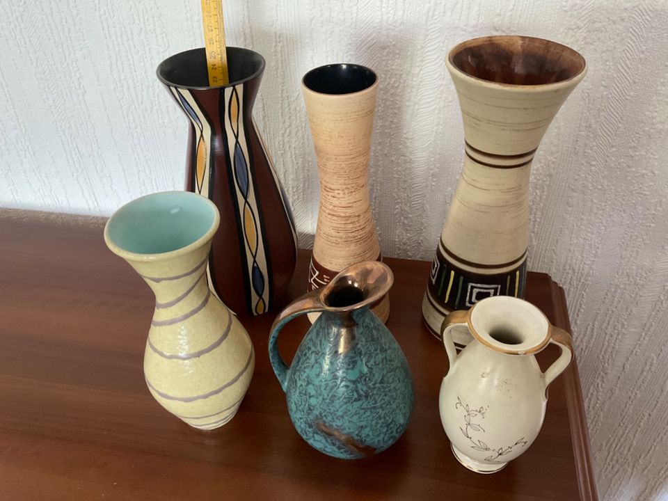 Alte Vasen und Schale z.T. Jasba Keramik in Ehringshausen