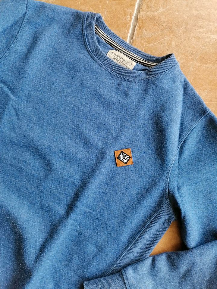 Jack & Jones Pullover Gr. M blau in Magdeburg