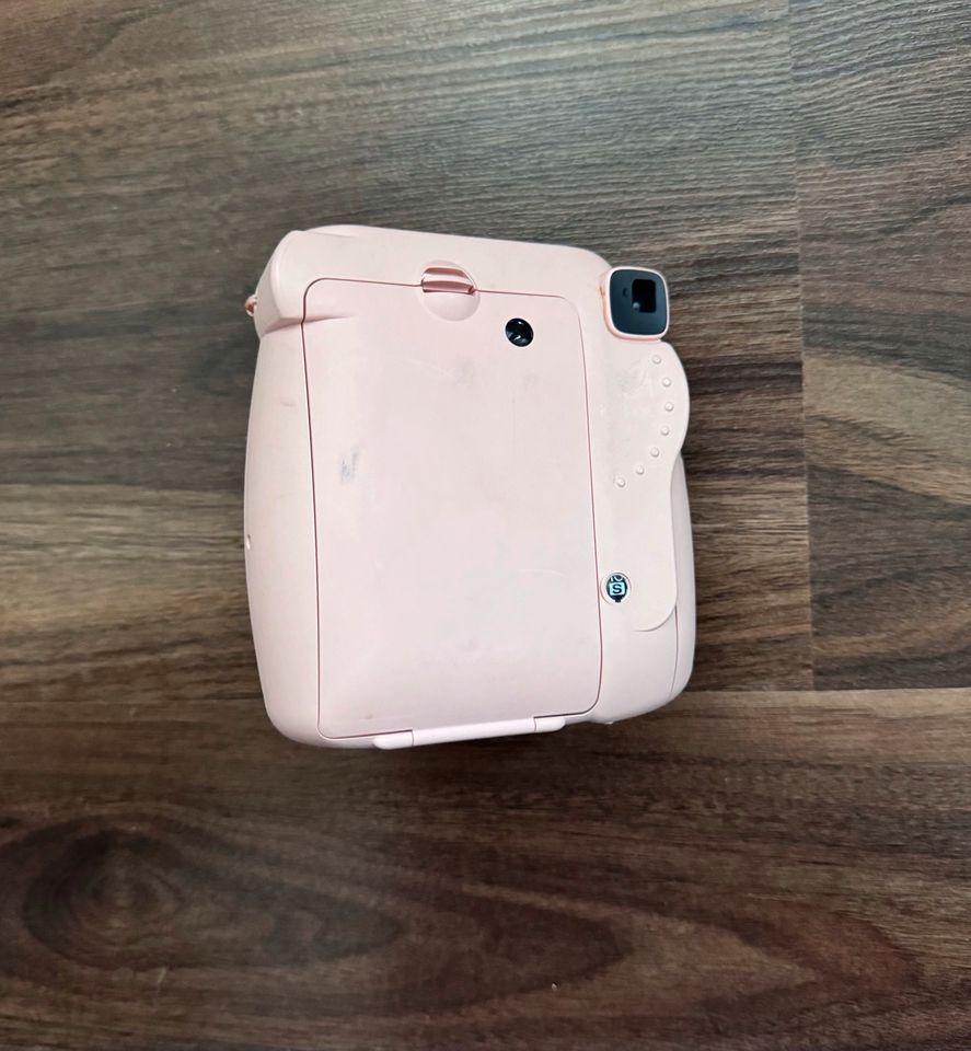 Instax Mini 8 rosa Kamera in Berlin