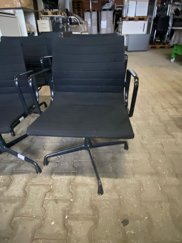 Vitra EA 108 Eames Alu Chair Hopsak schwarz Drehbar x 4 Stk. in Viersen