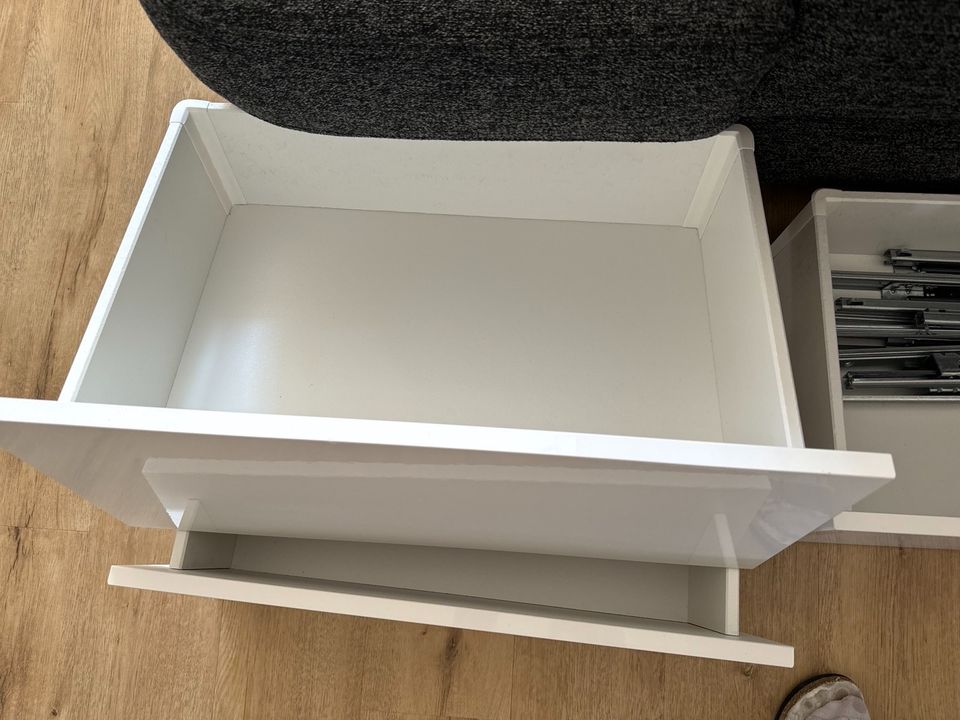 Ikea Besta SELSVIKEN Schublade Hochglanz Weiß 3er *Top Zustand* in St. Wendel