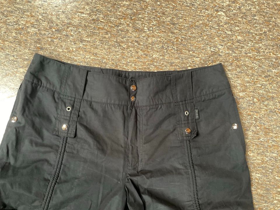 Flotte schwarze 7/8 Hose von MAC, Gr. 44/27, Top Zustand in Schwabhausen