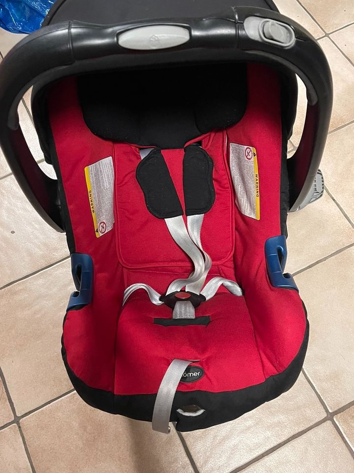 *RÖMER Babyschale incl. Isofix*Unfallfrei** in Hamburg