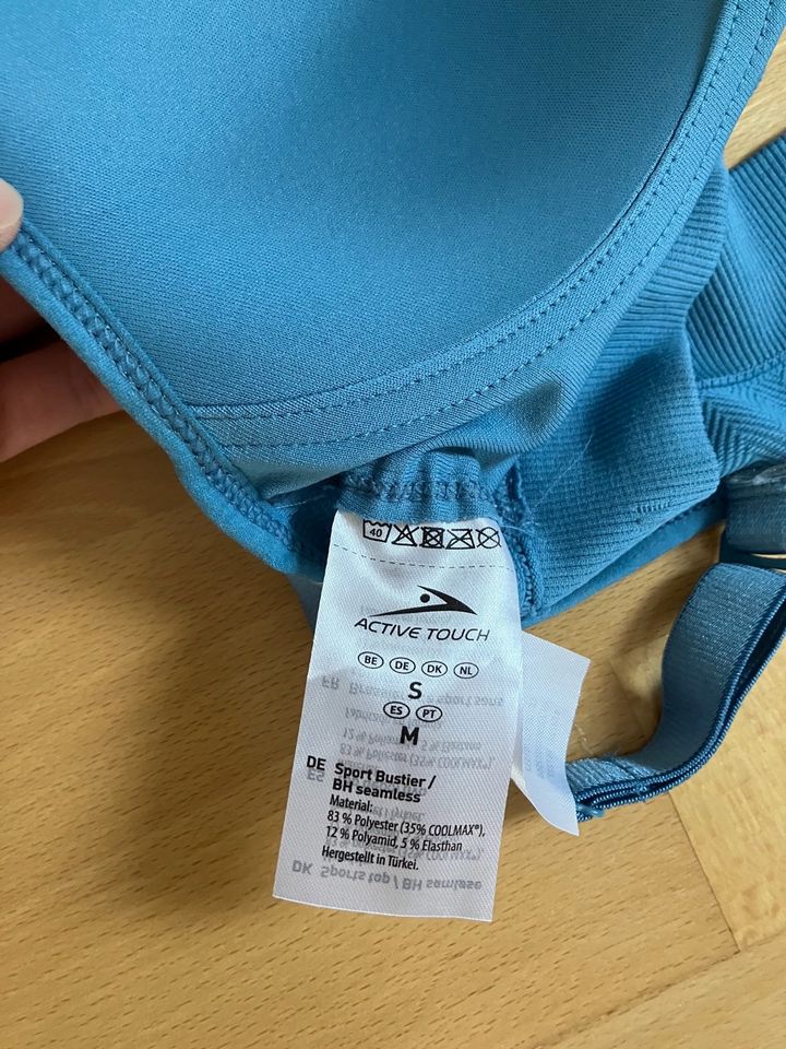 Damen Bustier Sport BH S neu mit Etikett wattiert in Weinböhla