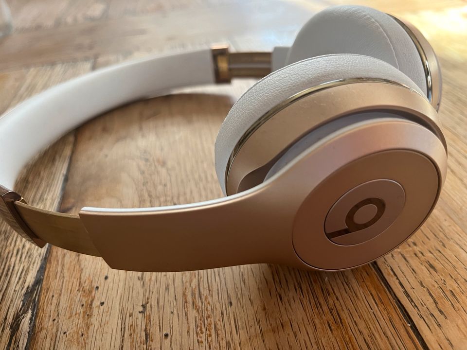 Kopfhörer, Beats Solo 3, Gold in Nordrhein-Westfalen - Herdecke |  Lautsprecher & Kopfhörer gebraucht kaufen | eBay Kleinanzeigen ist jetzt  Kleinanzeigen