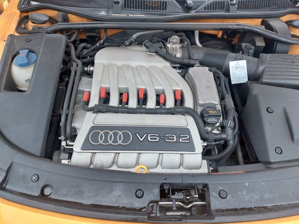 Audi TT Coupe 3.2 quattro - Schalter in Nittendorf 