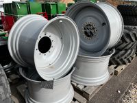 Felgen Traktor Schlepper für ZF Achse 42/34Zoll Case Deutz Fahr Bayern - Burgoberbach Vorschau