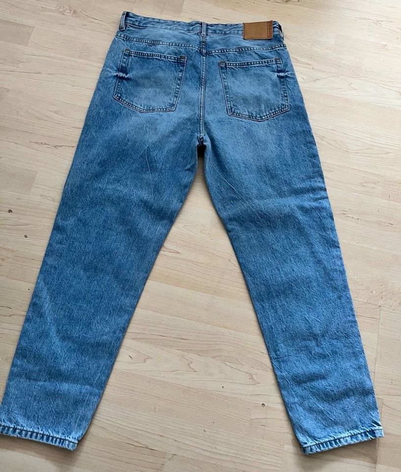 Herren Jeans Bershka Größe 34 in Saarlouis